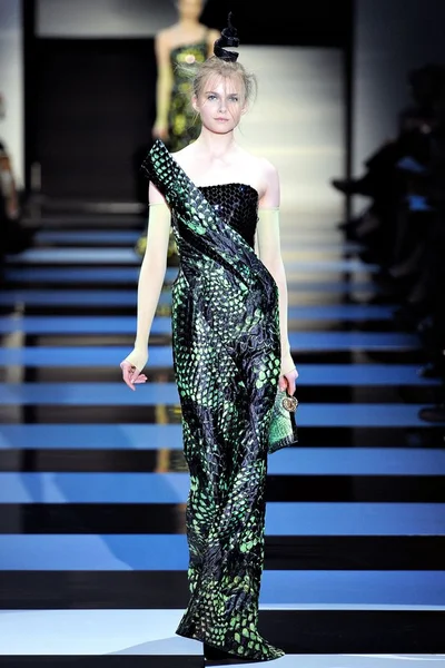 Look 29